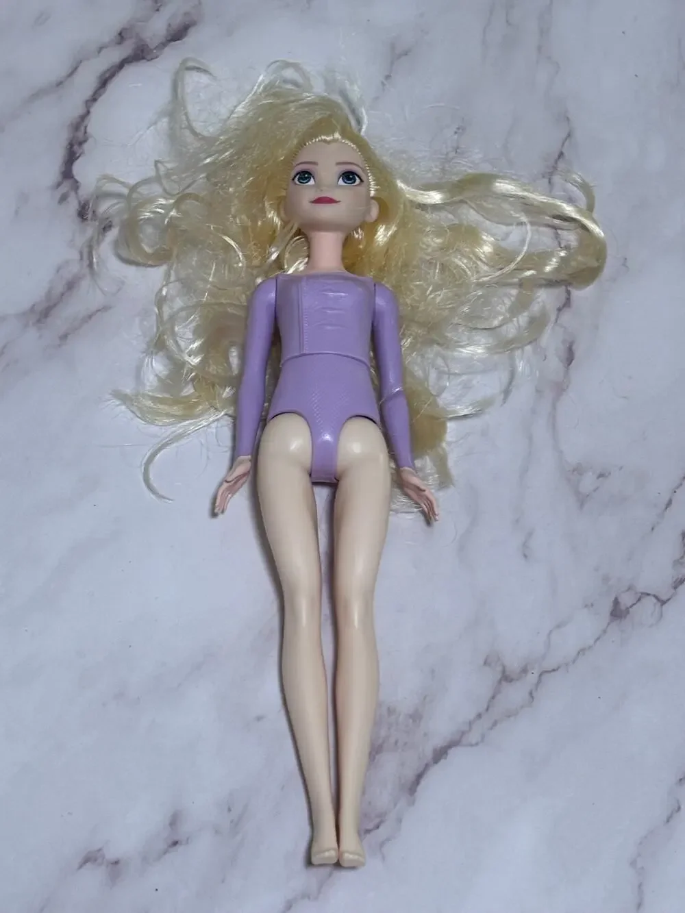 Mattel Disney Frozen Elsa Arendelle 11.5